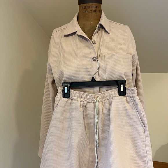 Adorable Set - Picture 3 of 3